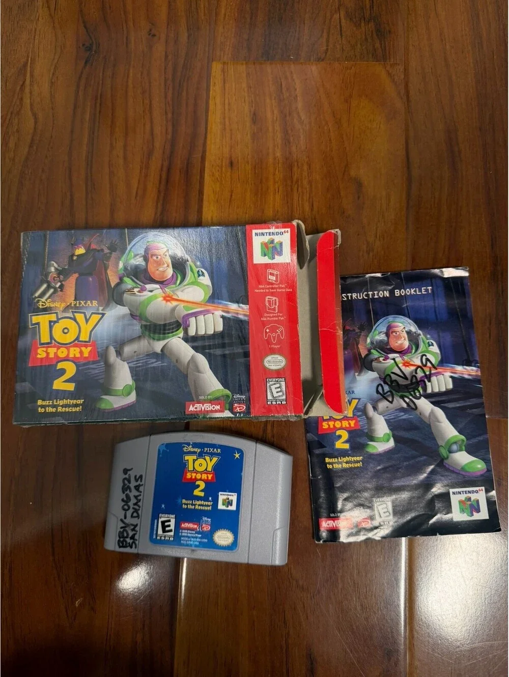 Toy Story 2: Buzz Lightyear to the Rescue (Nintendo 64, 1999) CIB Complete